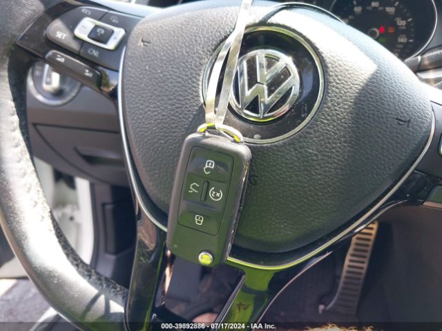 1VWCT7A38HC021594 Volkswagen Passat 1.8t Sel Premium