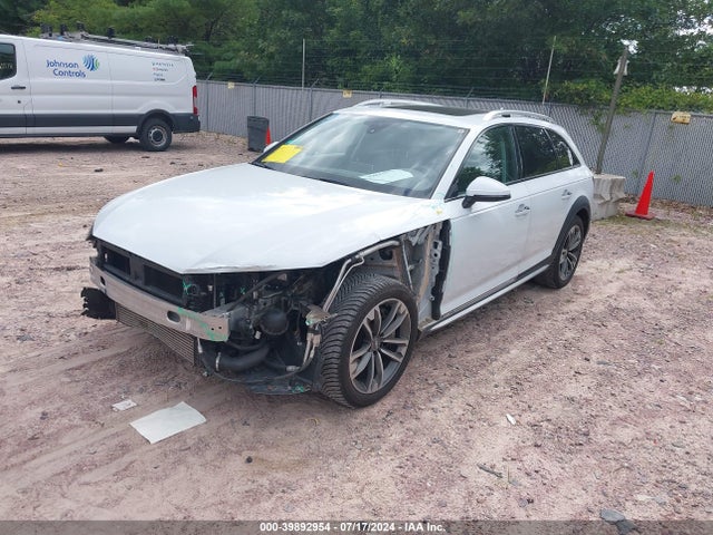 Audi A4 Allroad 2.0t Premium/2.0t Tech Premium 2018 WA18NAF47JA218575 Image 2