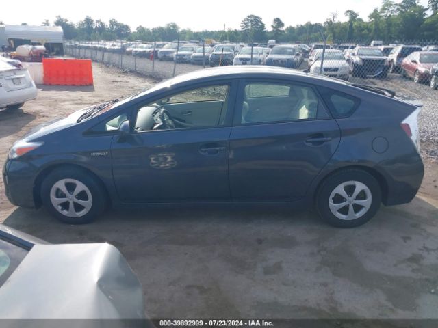 JTDKN3DU7E1755091 Toyota Prius Two