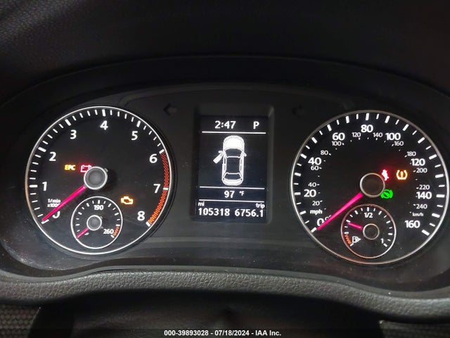 1VWBT7A30FC072239 Volkswagen Passat 1.8t Sport