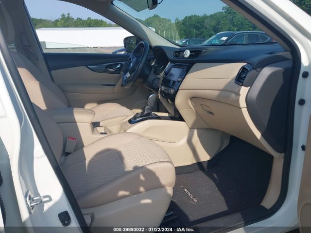 KNMAT2MV4HP535171 Nissan ROGUE SV
