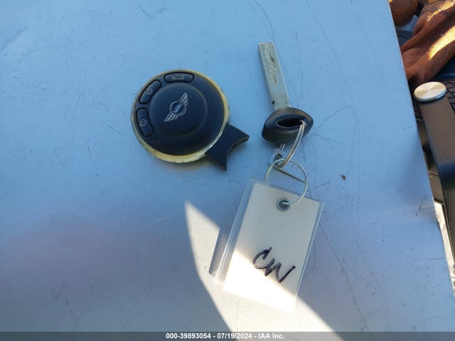 2009 MINI COOPER S WMWMF735X9TW82328 Photo 10