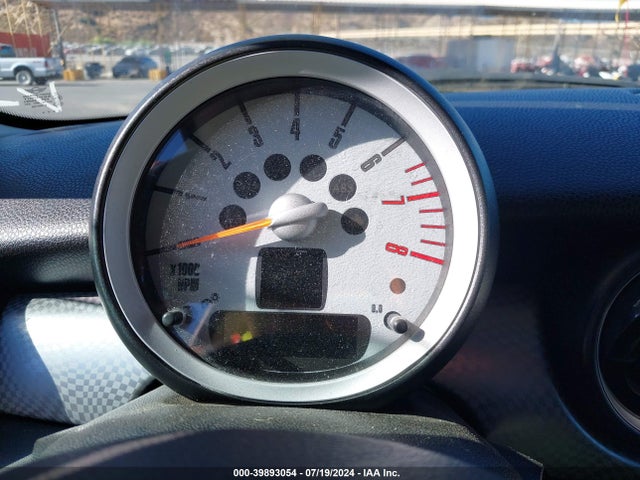 2009 MINI COOPER S WMWMF735X9TW82328 Photo 6