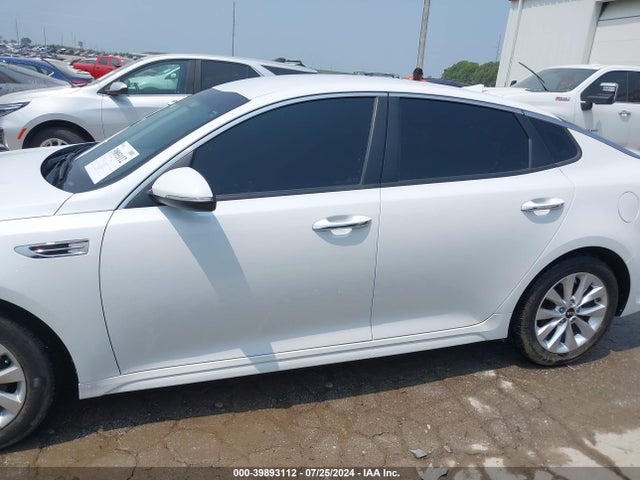 KIA Optima Lx 2018 5XXGT4L30JG267741 Image 14