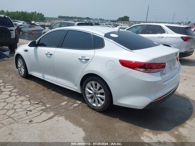 KIA Optima Lx 2018 5XXGT4L30JG267741 Image 3