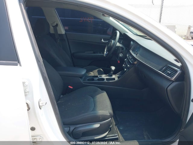 KIA Optima Lx 2018 5XXGT4L30JG267741 Image 5