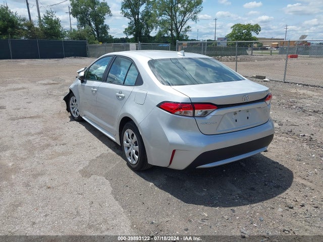 Toyota COROLLA LE 2022 5YFEPMAE2NP317309 Image 3