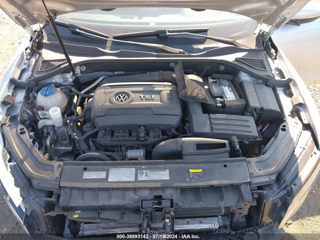 1VWBT7A37HC005902 Volkswagen Passat 1.8t Se