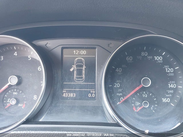 1VWBT7A37HC005902 Volkswagen Passat 1.8t Se