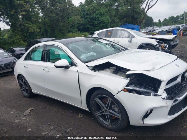 W1K3G4FB0MJ286964 Mercedes-Benz A 220 4matic