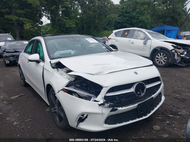 W1K3G4FB0MJ286964 Mercedes-Benz A 220 4matic