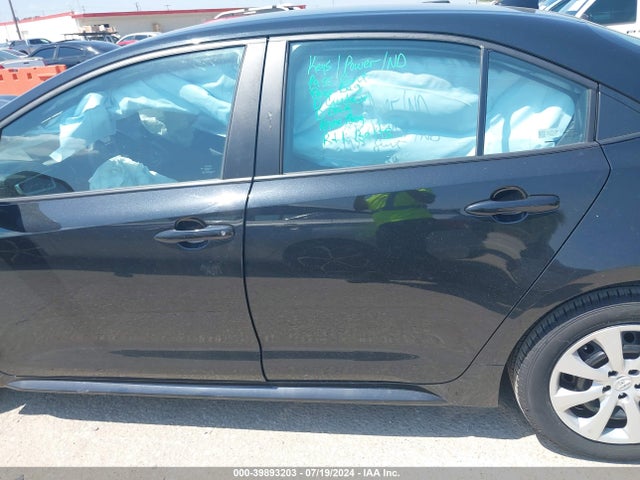 Toyota COROLLA LE 2022 5YFEPMAE2NP369720 Image 14