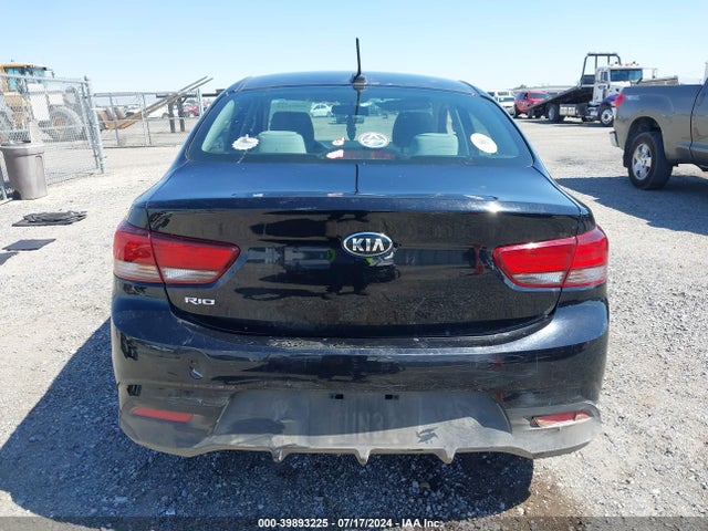 KIA RIO LX 2018 3KPA24AB9JE066349 Image 16