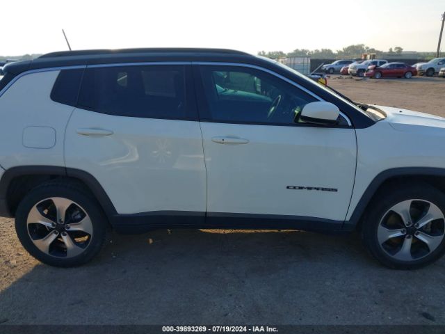 3C4NJCBB0JT124356 Jeep Compass Latitude Fwd