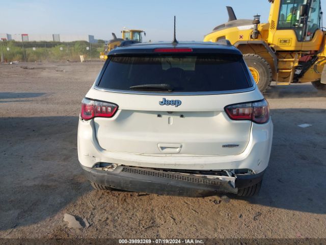 3C4NJCBB0JT124356 Jeep Compass Latitude Fwd