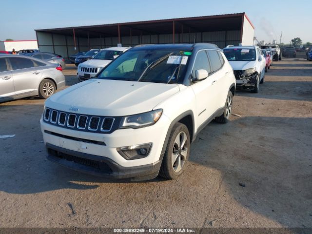 3C4NJCBB0JT124356 Jeep Compass Latitude Fwd