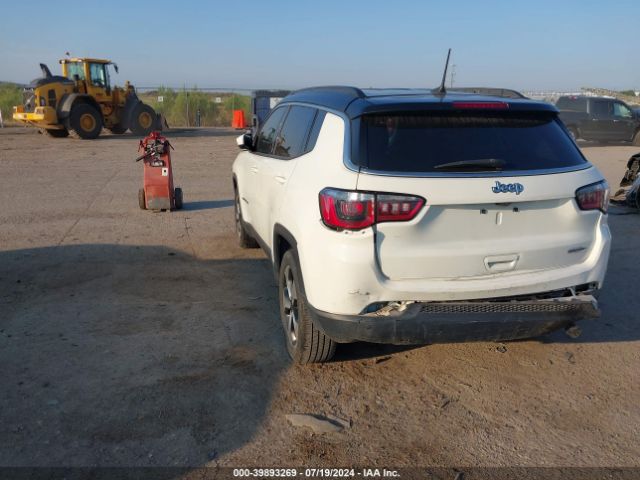 3C4NJCBB0JT124356 Jeep Compass Latitude Fwd