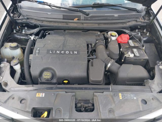 2LMHJ5NK2KBL04326 Lincoln Mkt Livery
