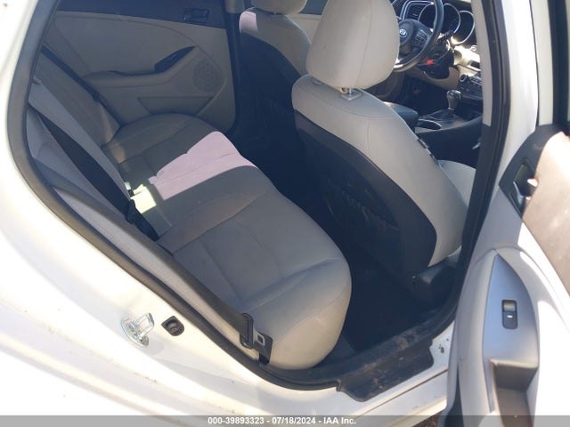 KIA Optima Lx 2015 5XXGM4A73FG465367 Image 8