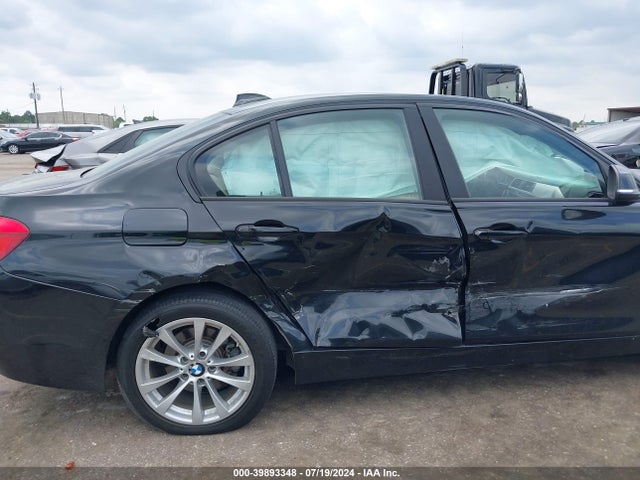 BMW 320i 2018 WBA8A9C50JAH12693 Image 6