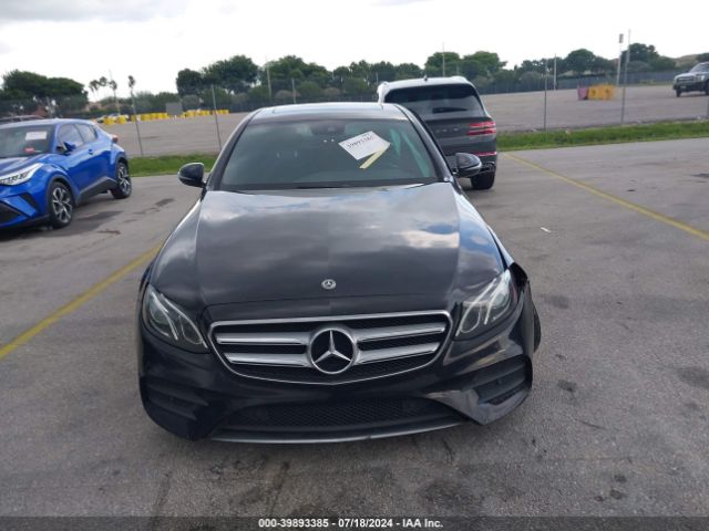 WDDZF4JBXJA467845 Mercedes-Benz E 300