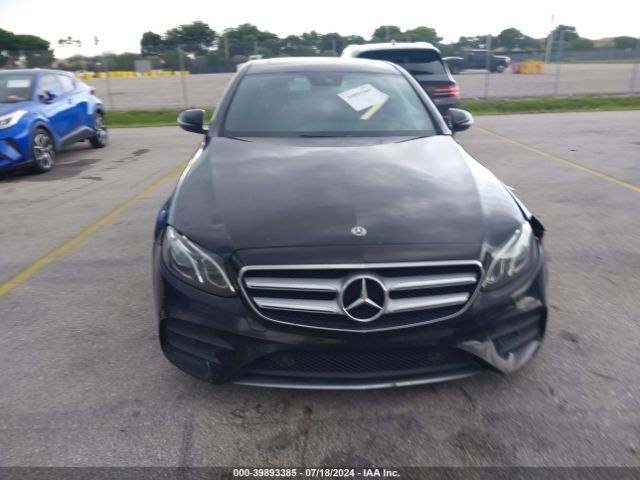 WDDZF4JBXJA467845 Mercedes-Benz E 300