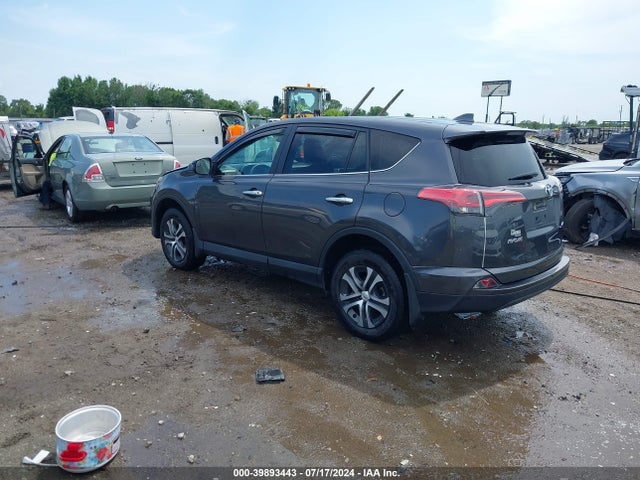 Toyota RAV4 LE 2018 2T3ZFREV0JW510313 Image 3