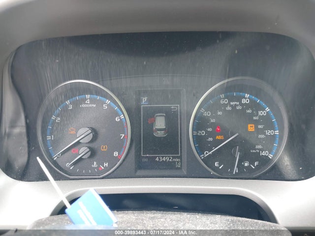 Toyota RAV4 LE 2018 2T3ZFREV0JW510313 Image 7