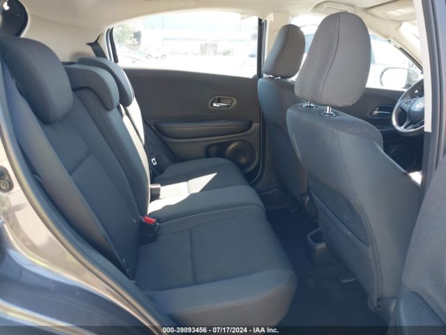 3CZRU6H33NM763268 Honda Hr-v Awd Lx