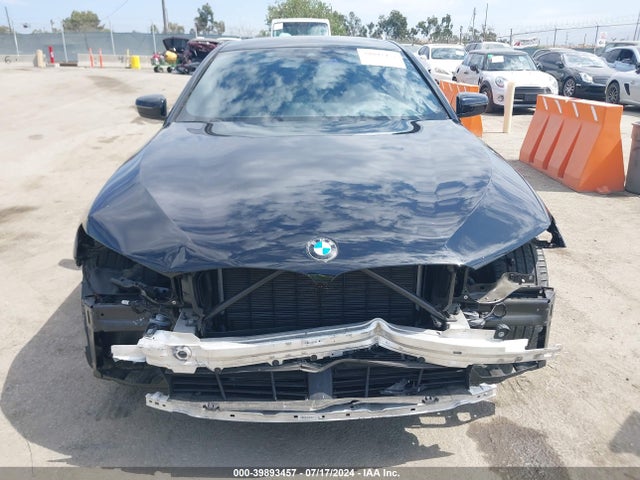 WBA53BH05NCJ21669 BMW 530 I