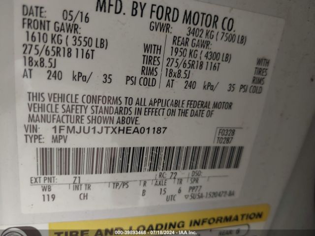 1FMJU1JTXHEA01187 Ford Expedition Xlt