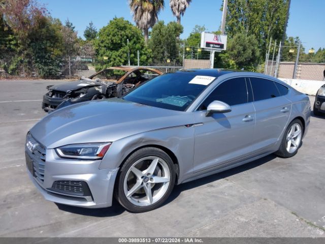 WAUDNCF55KA090926 Audi A5 45 Premium