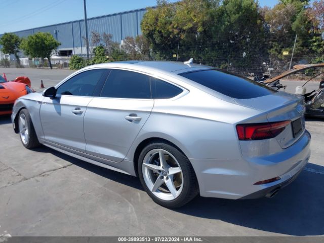 WAUDNCF55KA090926 Audi A5 45 Premium
