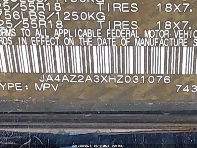 JA4AZ2A3XHZ031076 Mitsubishi Outlander Es