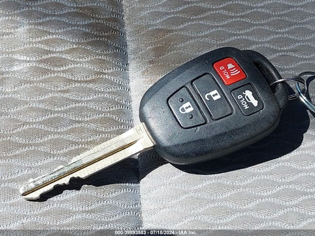 Toyota COROLLA LE 2016 2T1BURHEXGC578981 Image 11