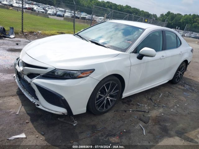 4T1T11AK8NU013543 Toyota CAMRY SE