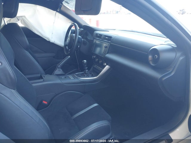 Toyota Gr86 Premium 2023 JF1ZNBE14P9762295 Image 5