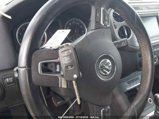 WVGBV7AX4GW573887 Volkswagen TIGUAN SE