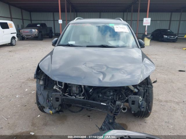 WVGBV7AX4GW573887 Volkswagen TIGUAN SE