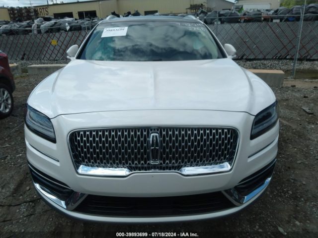 2LMPJ8LP6KBL33758 Lincoln Nautilus Reserve
