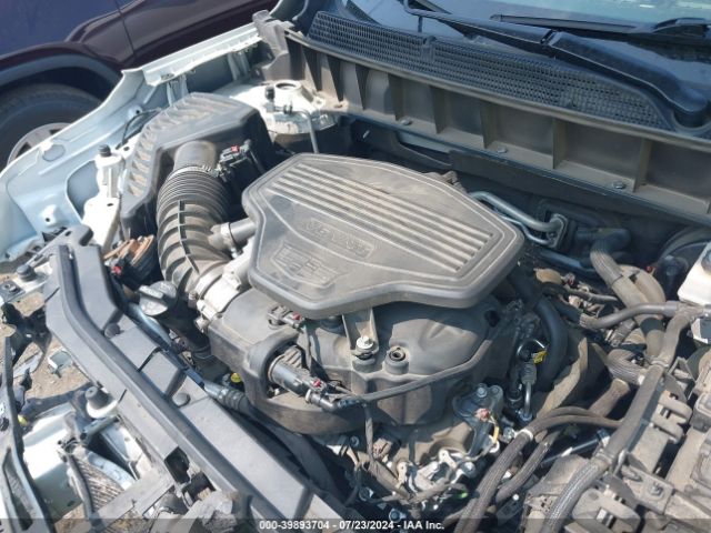 1GYKNCRS6JZ224221 Cadillac XT5 LUXURY