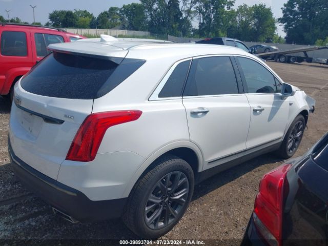 1GYKNCRS6JZ224221 Cadillac XT5 LUXURY