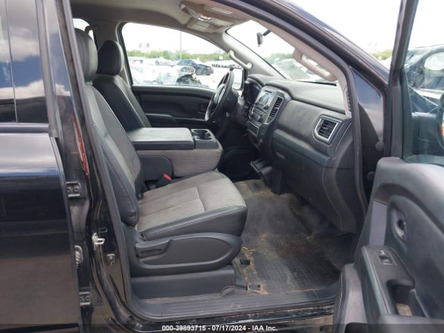 1N6AA1EKXHN573842 Nissan TITAN S