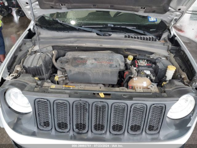 ZACCJBBT2FPC19591 Jeep Renegade Latitude