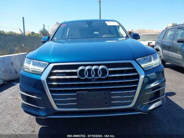 WA1LHAF76JD021780 Audi Q7 2.0t Premium