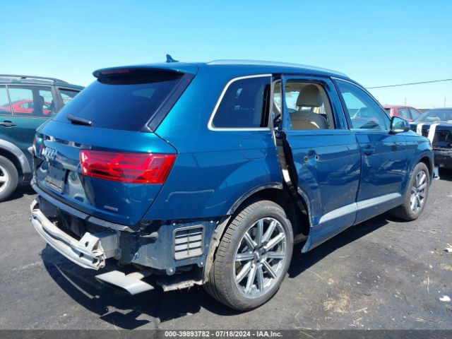 WA1LHAF76JD021780 Audi Q7 2.0t Premium