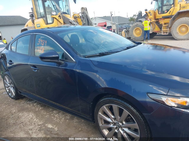 JM1BPBDM9K1121085 Mazda Mazda3 Preferred Package