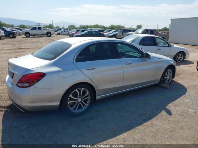 55SWF4JBXFU076429 Mercedes-Benz C 300 Luxury/sport