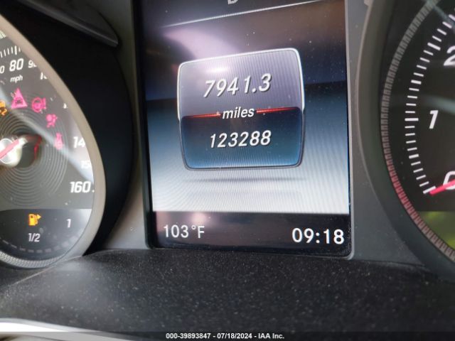 55SWF4JBXFU076429 Mercedes-Benz C 300 Luxury/sport