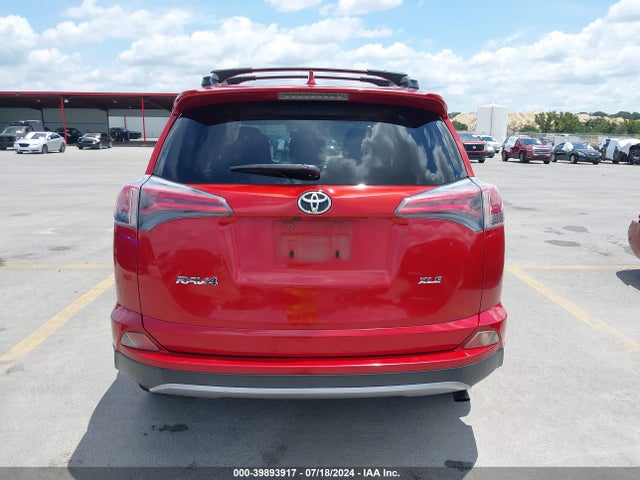 Toyota Rav4 Xle 2017 JTMWFREV5HJ119198 Image 17